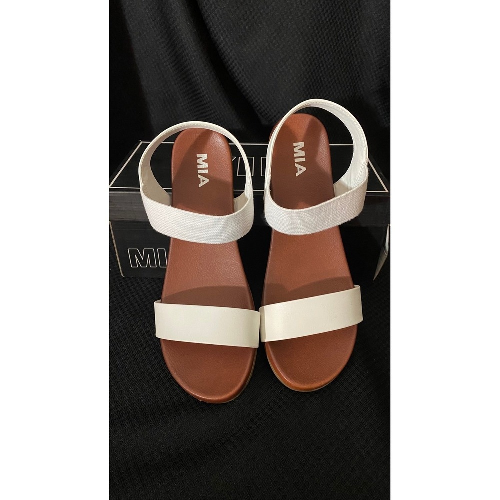 MIA Cindi White Strappy Flat Sandals Size 8 1/2M MH1312J Elastic Ankle Strap NEW - Picture 2 of 8